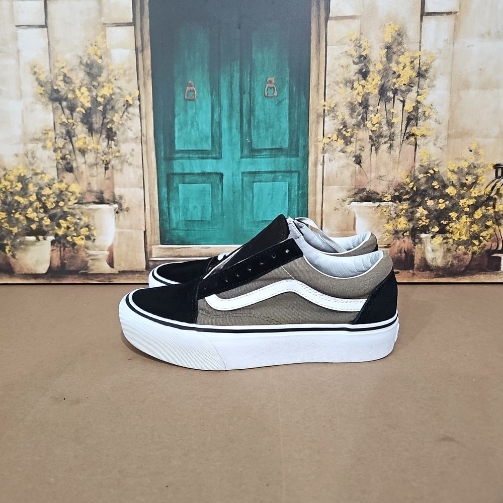 VANS Off The Wall Men's Low Top Canvas Skate Shoe 721454 Size US M 7 Women 8.5
